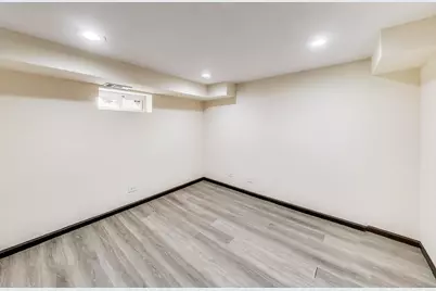 6544 N Albany Avenue, Chicago, IL 60645 - Photo 22