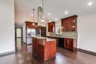 6544 N Albany Avenue, Chicago, IL 60645 - Photo 4