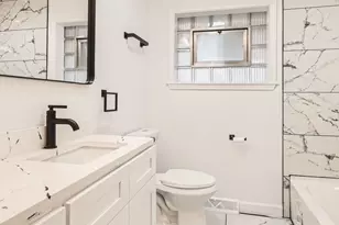 1012 E 162nd Pl, South Holland, IL 60473 - Photo 16