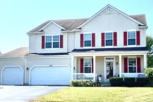 1056 Deertrail Ct, Antioch, IL 60002 - Photo 1