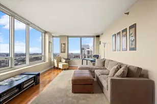 33 W Ontario St, Chicago, IL 60654 - Photo 18