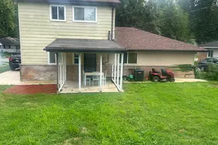 178 Nauvoo St, Park Forest, IL 60466 - Photo 2