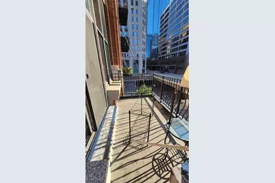 333 W Hubbard Street #323, Chicago, IL 60654 - Photo 30