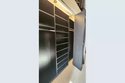 333 W Hubbard Street #323, Chicago, IL 60654 - Photo 28