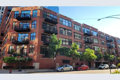 333 W Hubbard Street #323, Chicago, IL 60654 - Photo 1