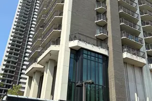6007 N Sheridan Rd, Chicago, IL 60660 - Photo 1