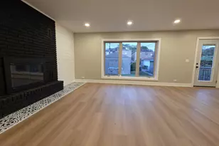 5749 S Kenneth Ave, Chicago, IL 60629 - Photo 10