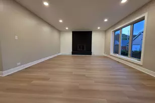 5749 S Kenneth Ave, Chicago, IL 60629 - Photo 8