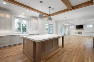 845 Tulip Ln, Naperville, IL 60540 - Photo 8