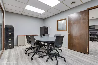 2535 Bernice Road, Lansing, IL 60438 - Photo 14