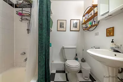 2955 N Spaulding Avenue, Chicago, IL 60618 - Photo 20