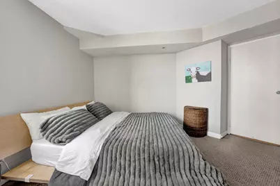 3660 N Lake Shore Drive #1015, Chicago, IL 60613 - Photo 12