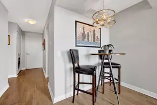 3660 N Lake Shore Dr, Chicago, IL 60613 - Photo 10