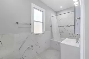 5828 W Iowa St, Chicago, IL 60651 - Photo 14