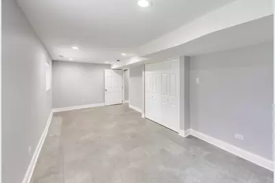 5828 W Iowa Street, Chicago, IL 60651 - Photo 26