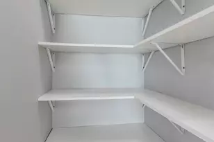 5828 W Iowa St, Chicago, IL 60651 - Photo 10