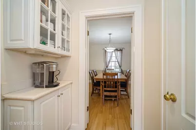 2117 Illinois Road, Northbrook, IL 60062 - Photo 12