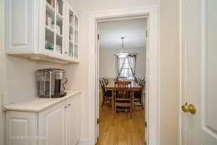 2117 Illinois Rd, Northbrook, IL 60062 - Photo 12