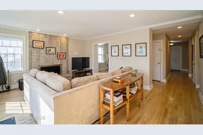 2117 Illinois Road, Northbrook, IL 60062 - Photo 6