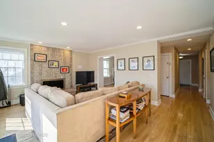 2117 Illinois Rd, Northbrook, IL 60062 - Photo 6