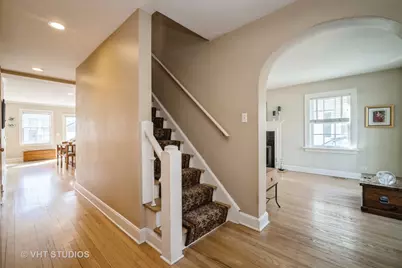 2117 Illinois Road, Northbrook, IL 60062 - Photo 2