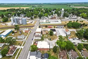 605 Reed St, Beecher, IL 60401 - Photo 4