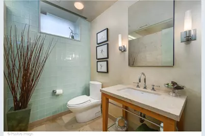 536 W Barry Avenue, Chicago, IL 60657 - Photo 40