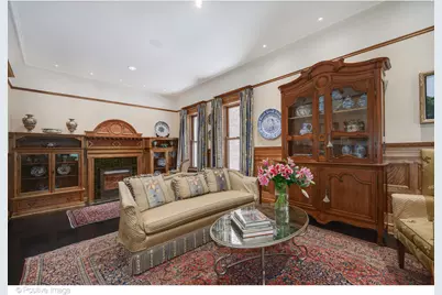 536 W Barry Avenue, Chicago, IL 60657 - Photo 8