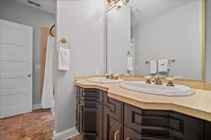 1 Worthington Ct, Bloomington, IL 61704 - Photo 58