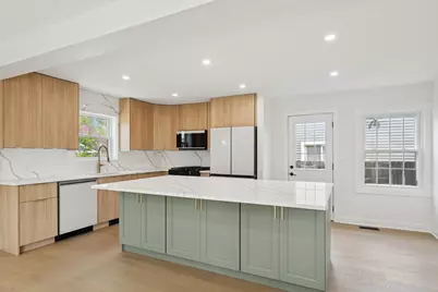 1929 S Ashland Avenue, Park Ridge, IL 60068 - Photo 4