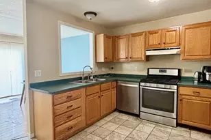 616 Erin Dr, Champaign, IL 61822 - Photo 12