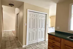 616 Erin Dr, Champaign, IL 61822 - Photo 10