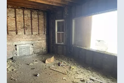 8838 S Wood Street, Chicago, IL 60620 - Photo 4