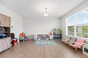 3547 Doral Dr, Elgin, IL 60124 - Photo 6