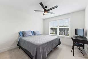 3547 Doral Dr, Elgin, IL 60124 - Photo 36