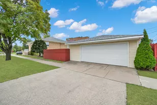 7400 W 61st St, Summit, IL 60501 - Photo 22