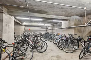 565 W Quincy St, Chicago, IL 60661 - Photo 22