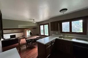 1239 E Carpenter Dr E, Palatine, IL 60074 - Photo 6