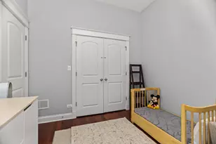 2050 W Belmont Ave, Chicago, IL 60618 - Photo 20