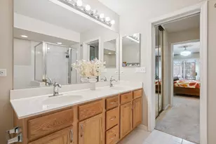 1053 N Glenview Ct, Palatine, IL 60067 - Photo 16