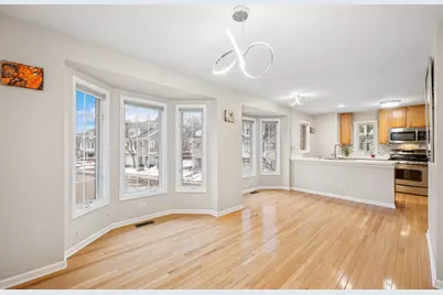 1053 N Glenview Court, Palatine, IL 60067 - Photo 8