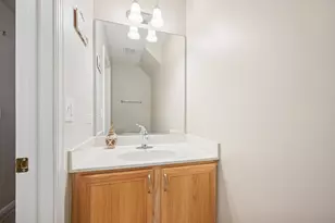 1053 N Glenview Ct, Palatine, IL 60067 - Photo 22