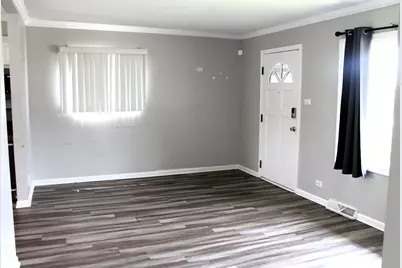 4627 Custer Avenue, Lyons, IL 60534 - Photo 4