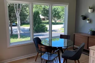 743 Dundee Ave, Barrington, IL 60010 - Photo 10