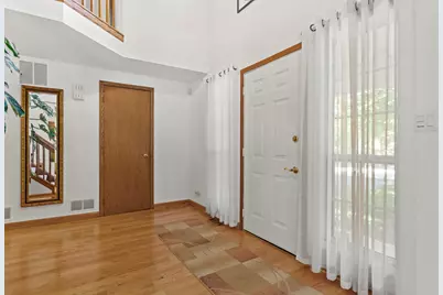 1108 Oak Ridge Drive, Streamwood, IL 60107 - Photo 16