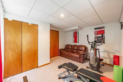 1108 Oak Ridge Drive, Streamwood, IL 60107 - Photo 32