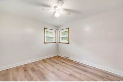 5146 Michigan Avenue, Schiller Park, IL 60176 - Photo 14