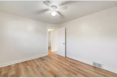 5146 Michigan Avenue, Schiller Park, IL 60176 - Photo 10