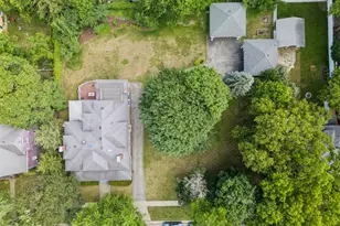 710 W Downer Pl, Aurora, IL 60506 - Photo 36