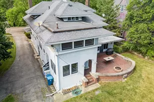 710 W Downer Pl, Aurora, IL 60506 - Photo 34